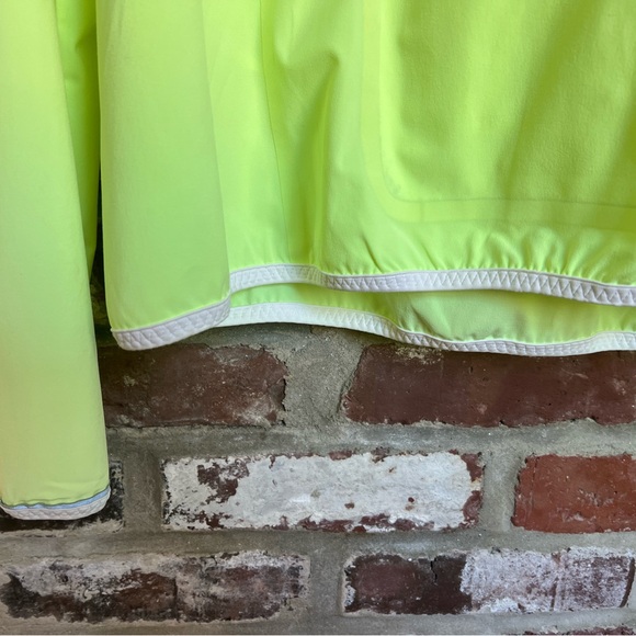 Lululemon Athletica Lime Green Hooded Jacket - Picture 4 of 6